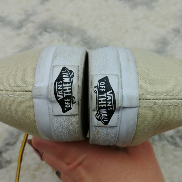 Vans Authentic Canvas Lace Up in Cream & White Sz7 - Picture 8 of 8